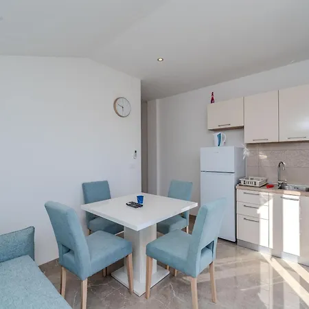 Apartment Emila's