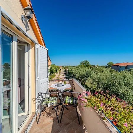 Appartement Emila's Nin