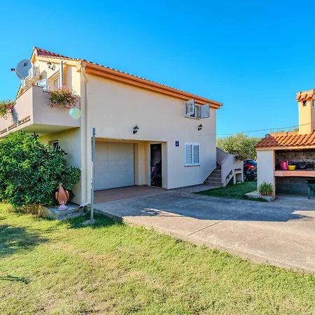 Emila's Apartmán Ninski Stanovi