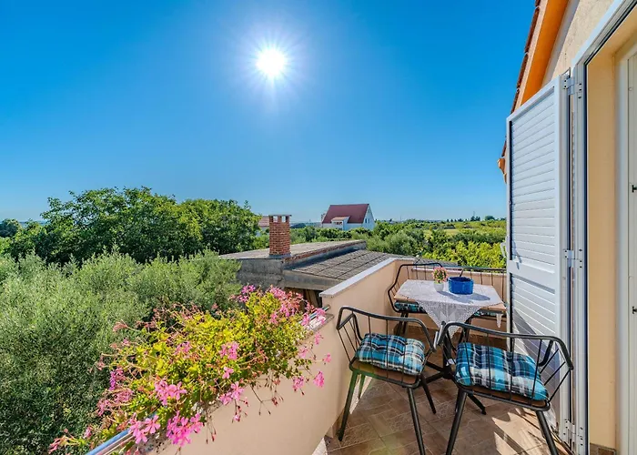 Appartement Emila's Nin