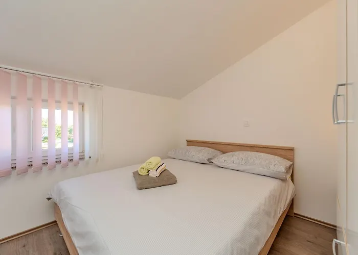 Appartement Emila's Nin